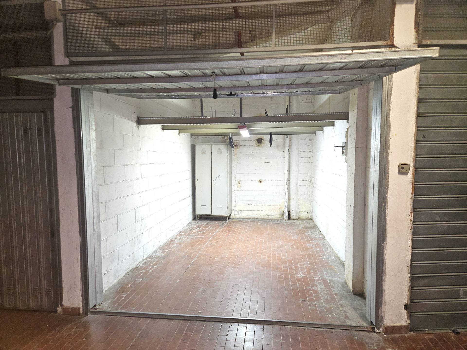 Box o garage in vendita a Genova, Granarolo