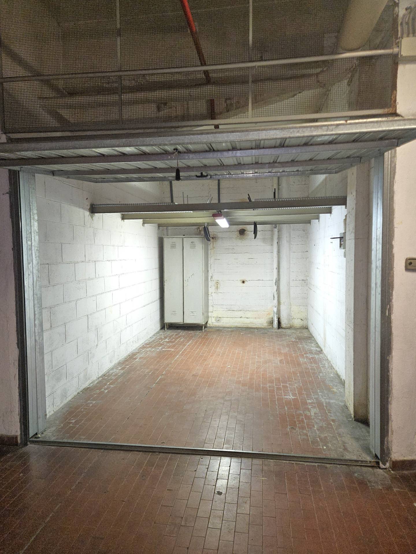 Box o garage in vendita a Genova, Granarolo