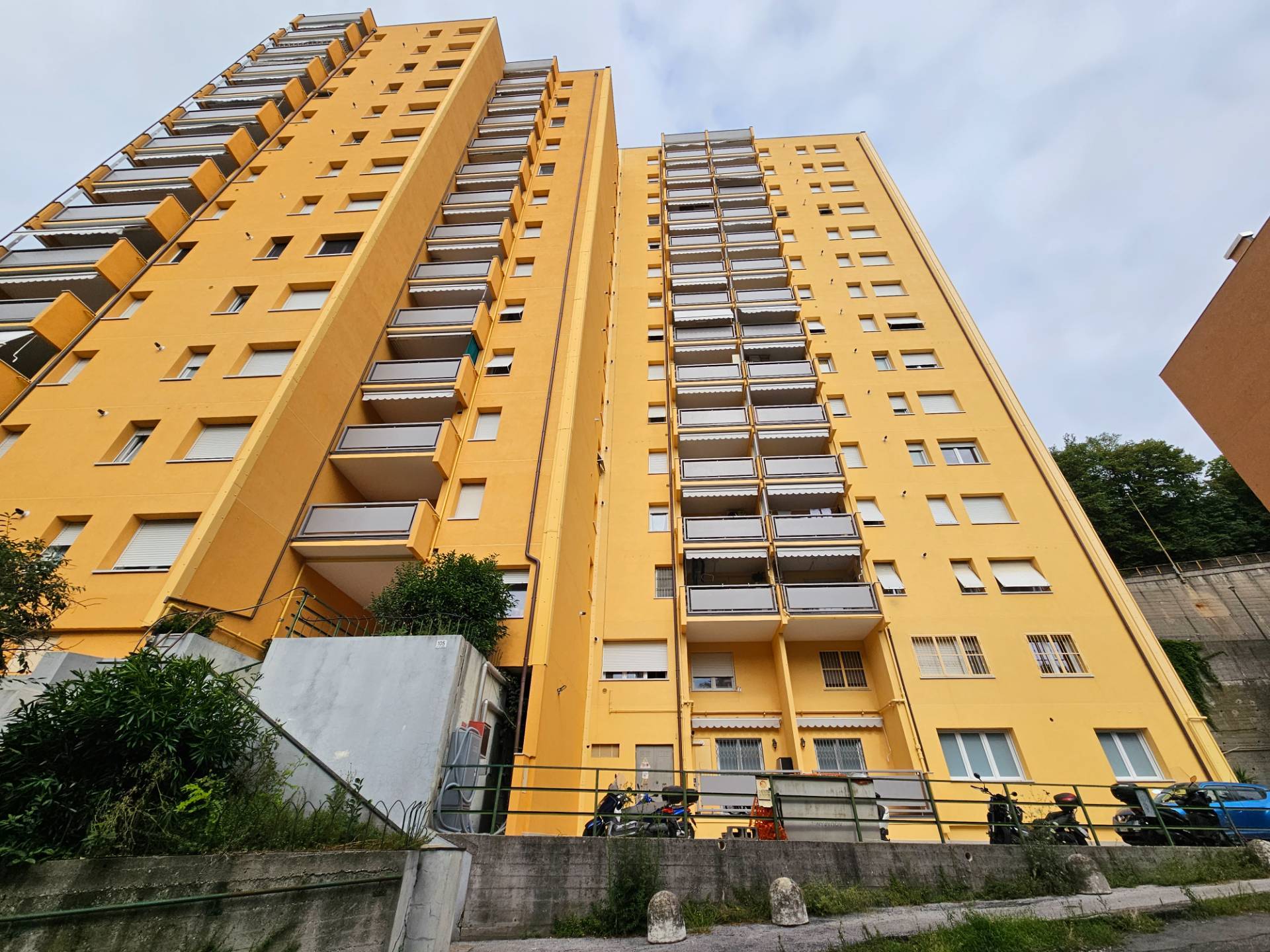 Appartamento in vendita a Genova, Granarolo