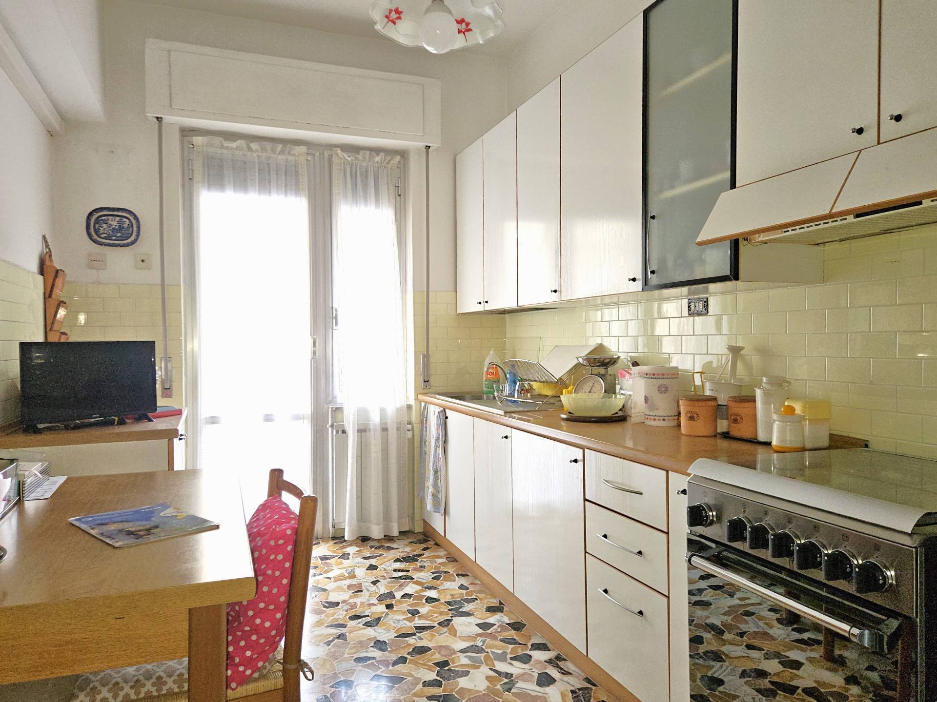 Appartamento in vendita a Genova, Granarolo