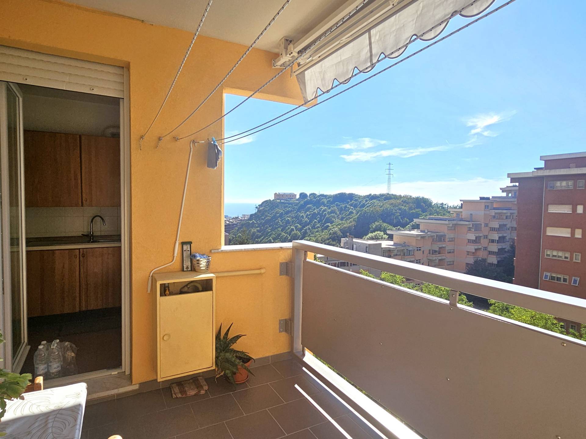 Appartamento in vendita a Genova, Granarolo