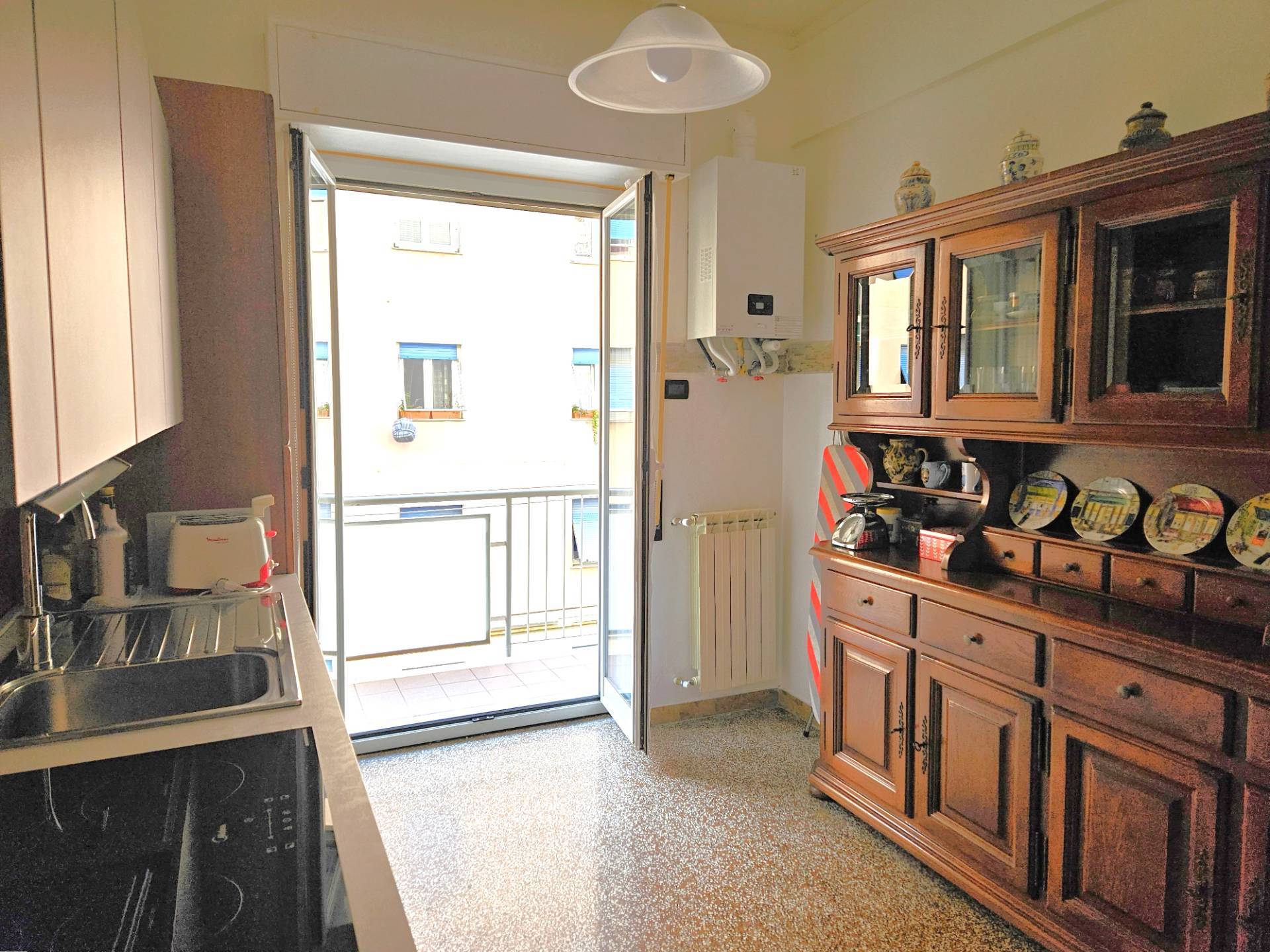 Appartamento in vendita a Genova, Granarolo