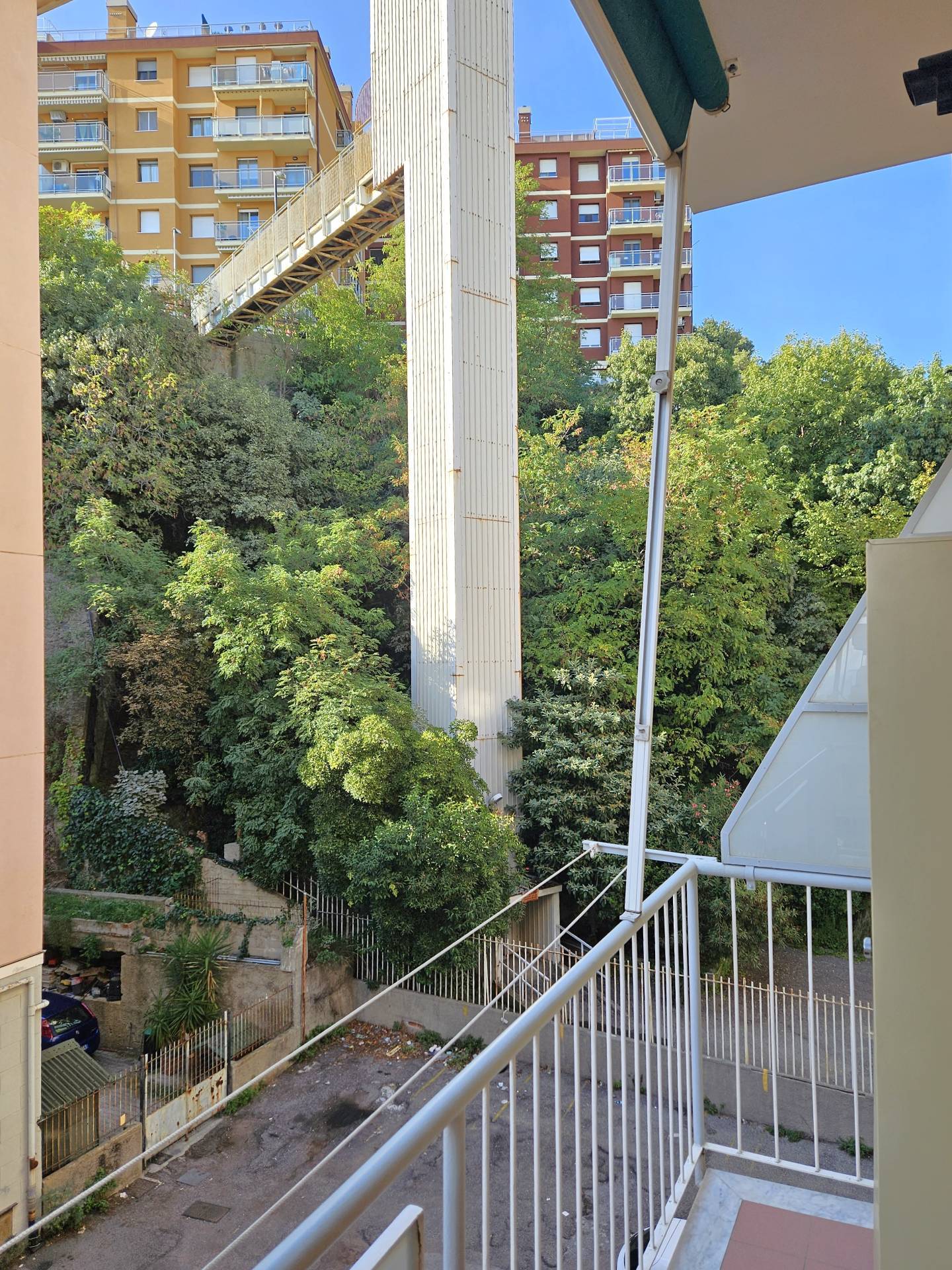 Appartamento in vendita a Genova, Granarolo