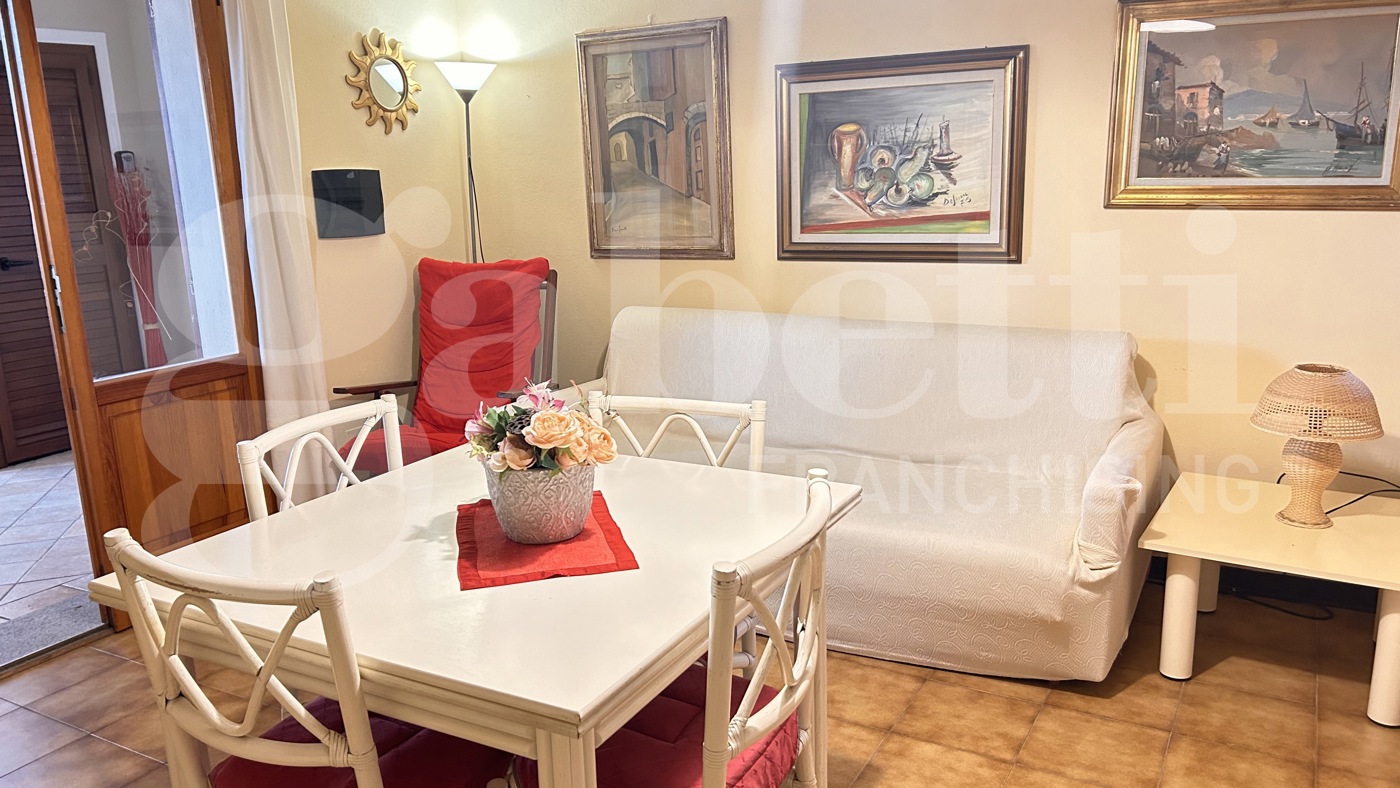 Trilocale con giardino a Santa Teresa Gallura