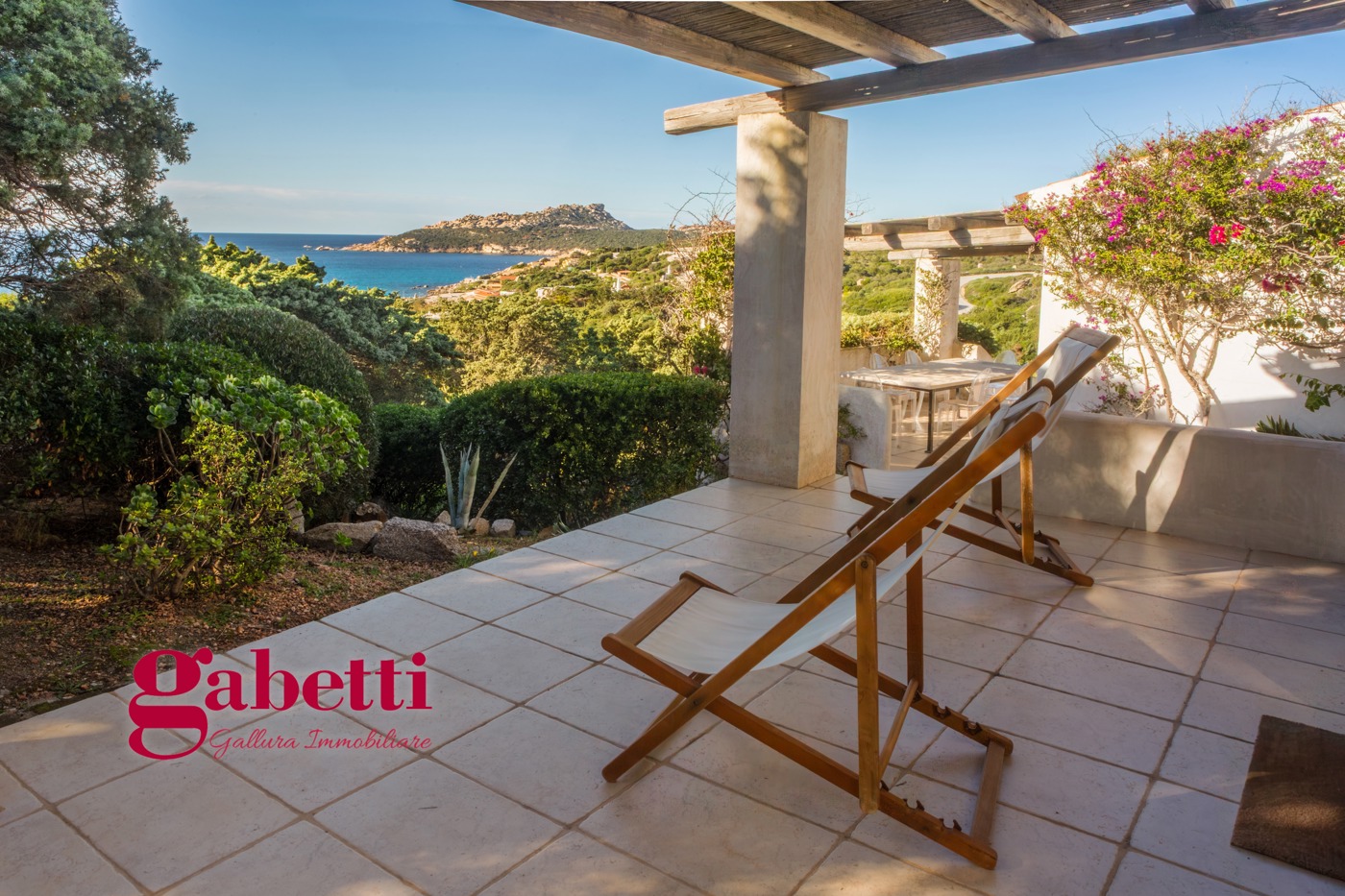 Villa con giardino a Santa Teresa Gallura