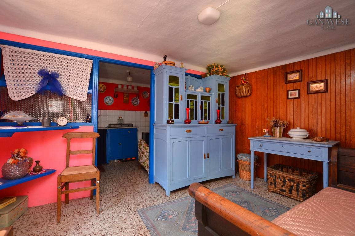 Casa semindipendente in vendita a Traversella