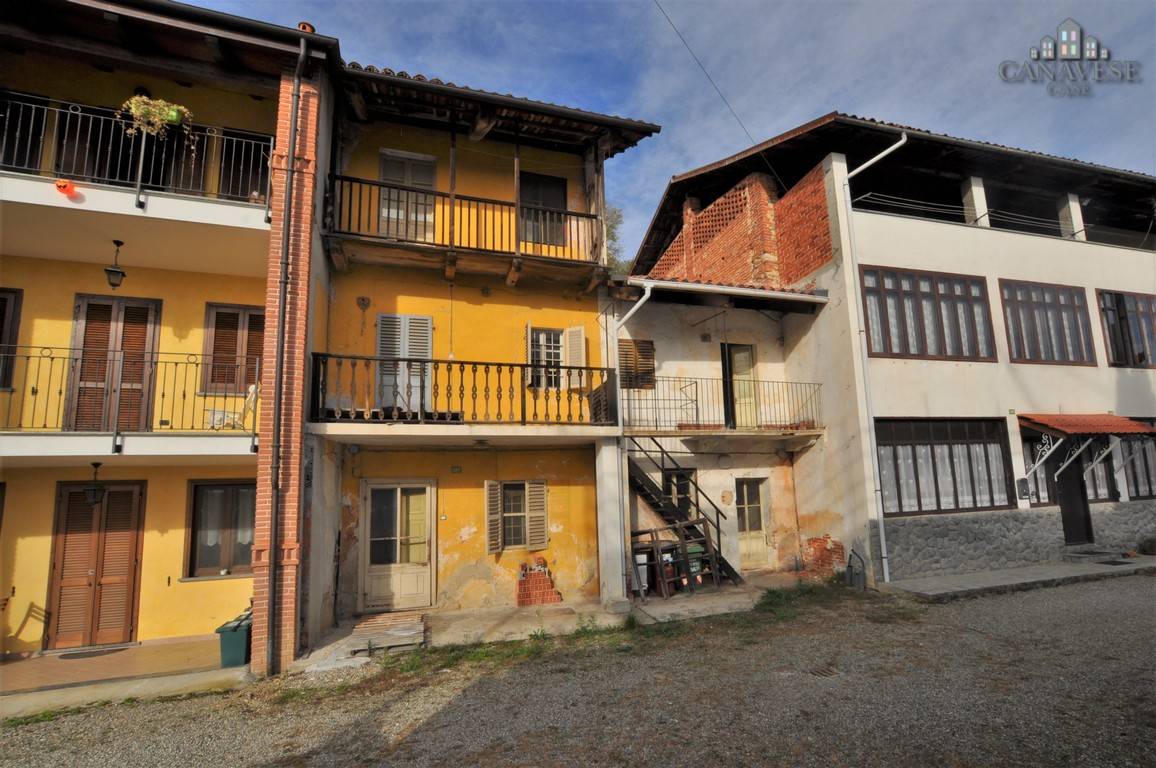Casa indipendente con terrazzo, Castellamonte preparetto