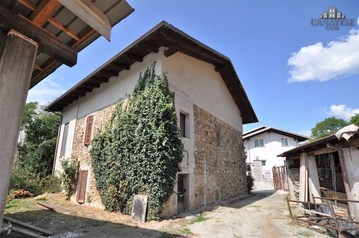 Casa indipendente con terrazzo a Castellamonte