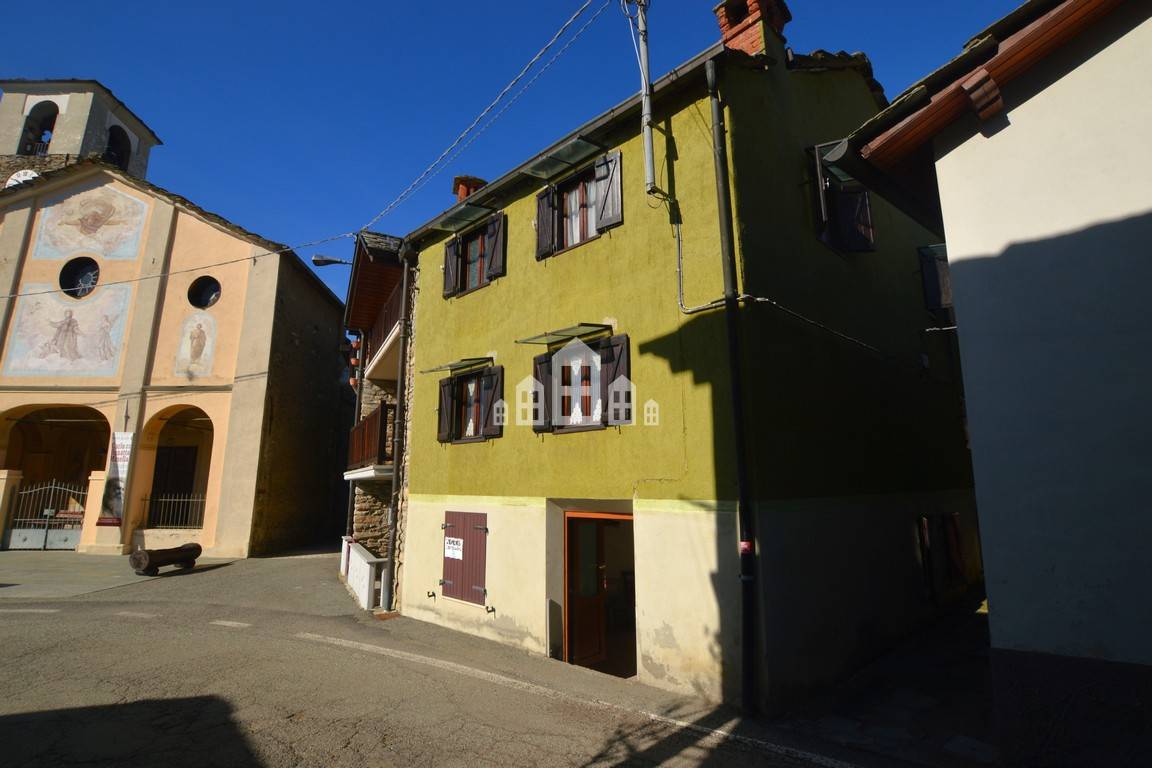 Casa indipendente in vendita a Frassinetto
