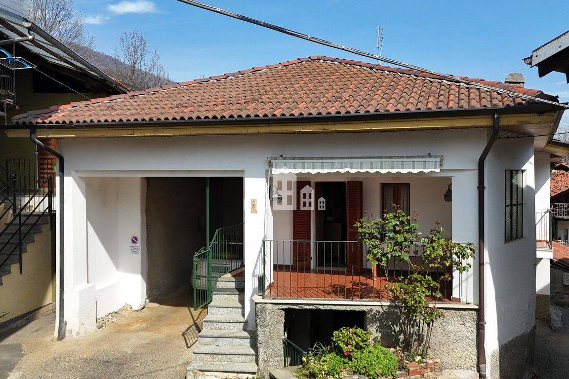 Casa indipendente in vendita a San Colombano Belmonte