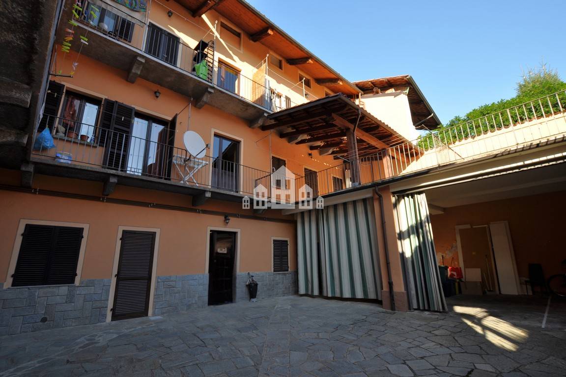 Bilocale arredato in affitto a Castellamonte