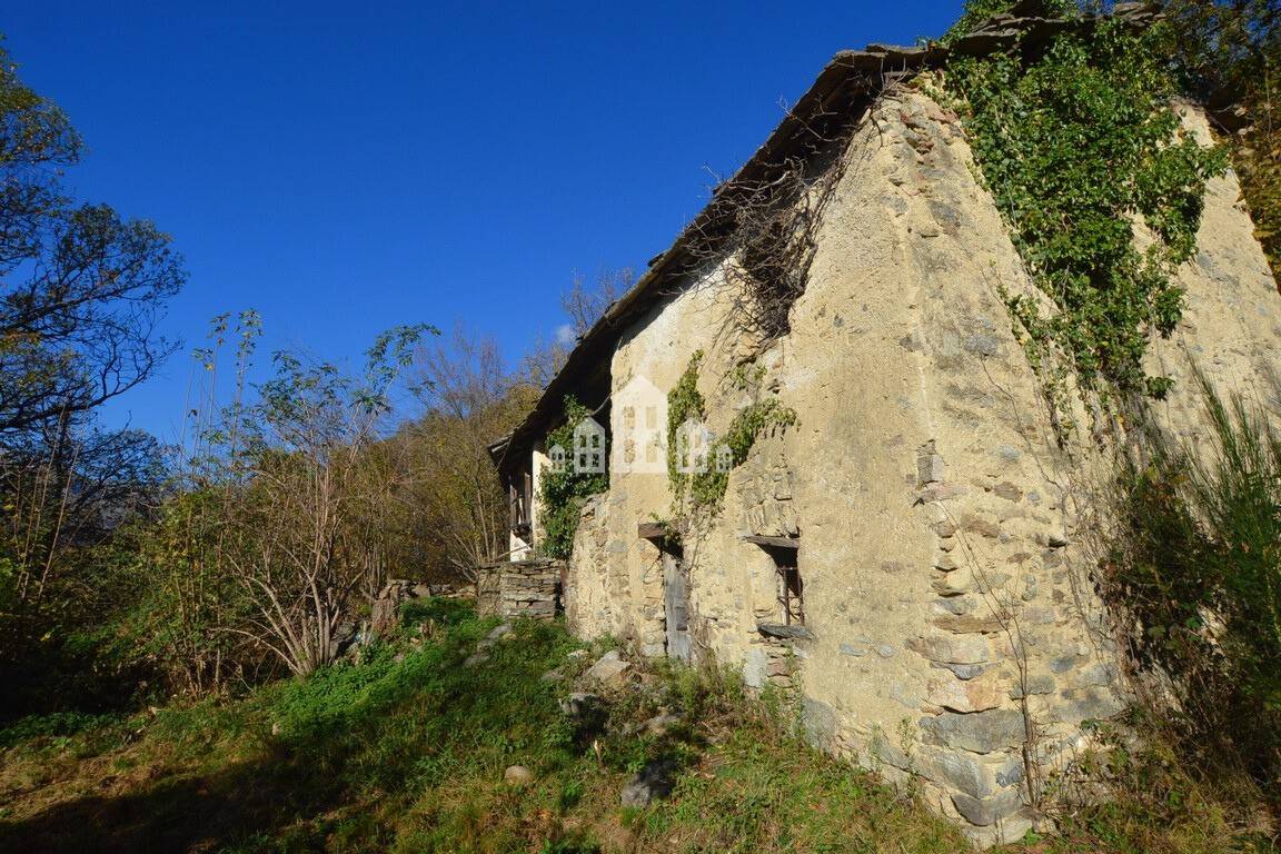 Rustico da ristrutturare, Valchiusa vico canavese