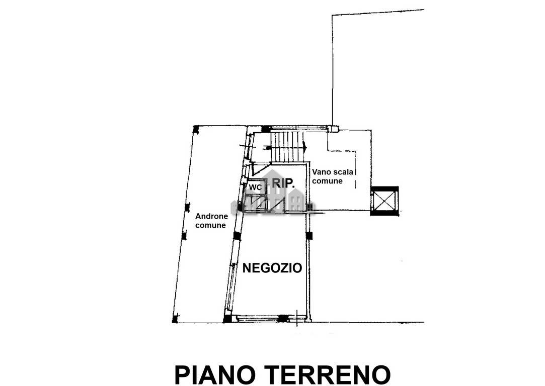 Locale commerciale in vendita a Pont-Canavese