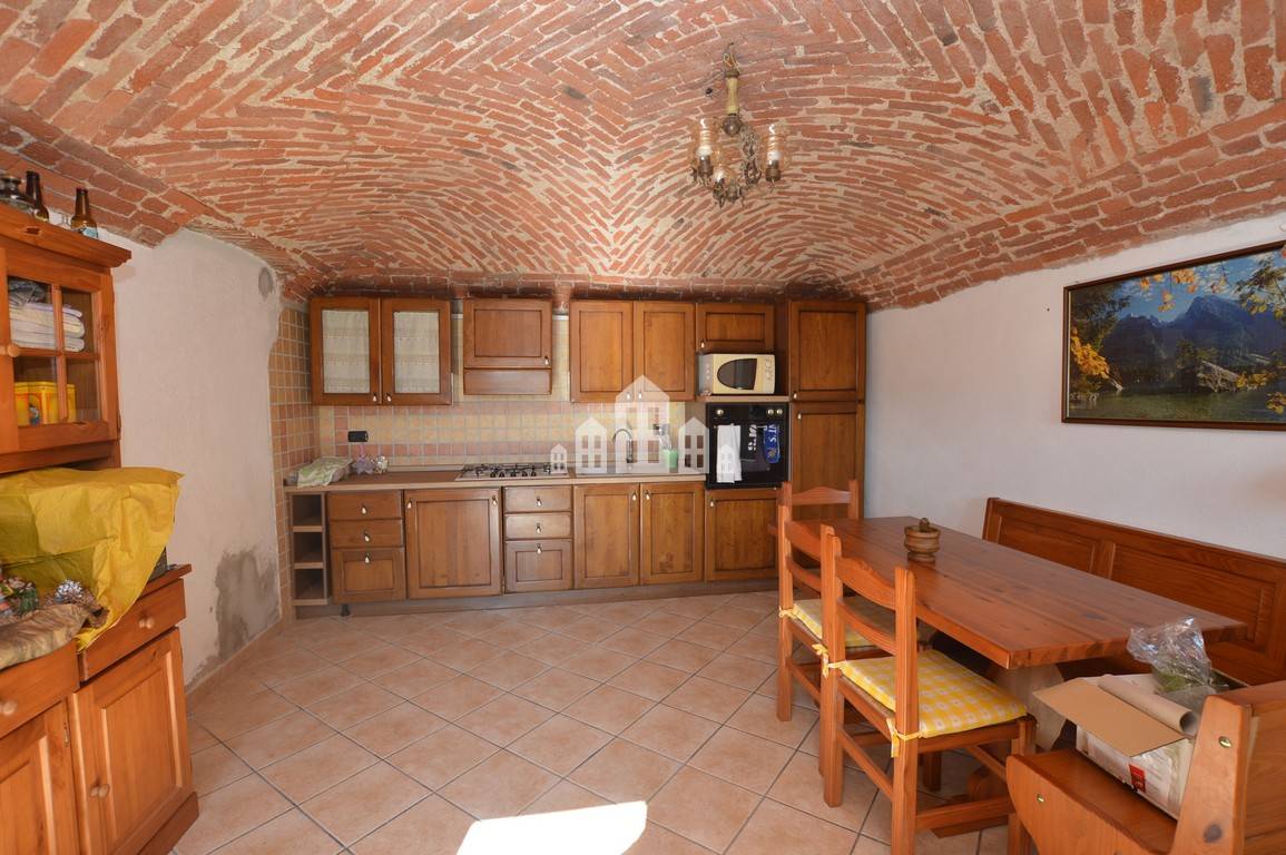 Casa semindipendente in vendita a San Colombano Belmonte