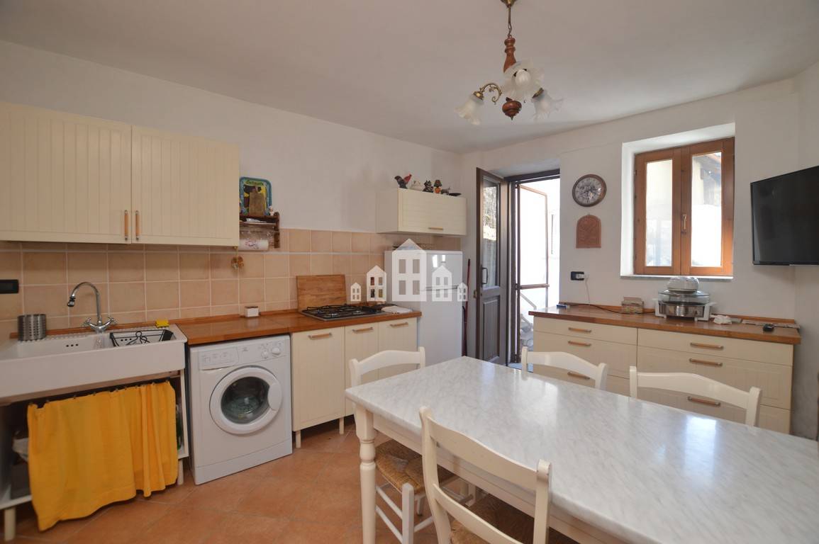 Casa indipendente in vendita a Noasca