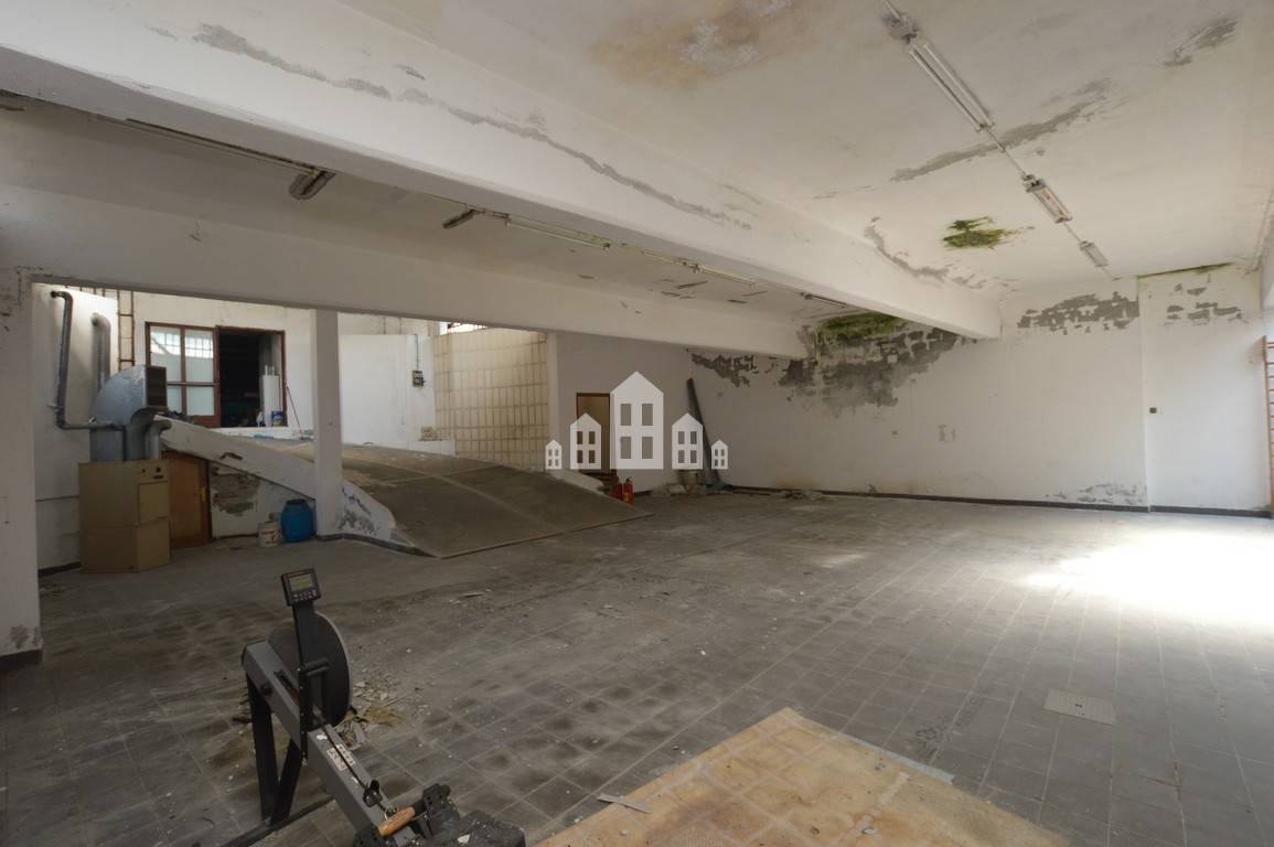 Box o garage in vendita a Castellamonte