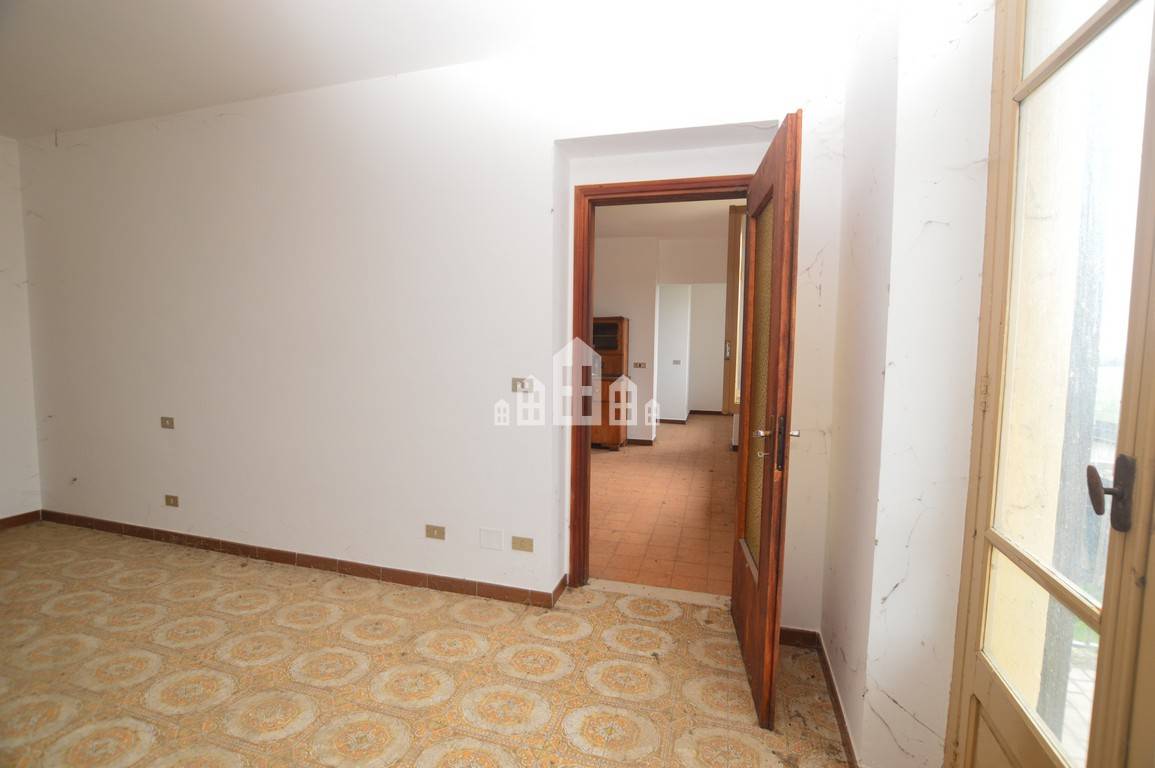 Casa semindipendente in vendita a Castel Boglione