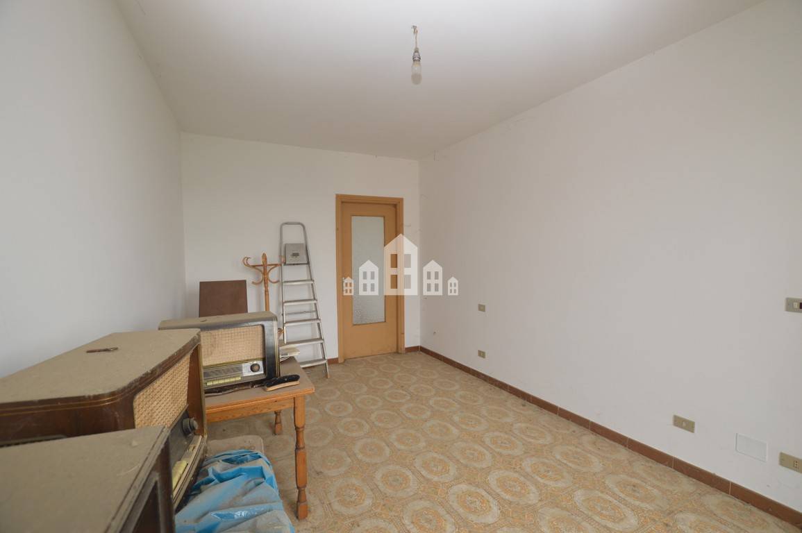 Casa semindipendente in vendita a Castel Boglione