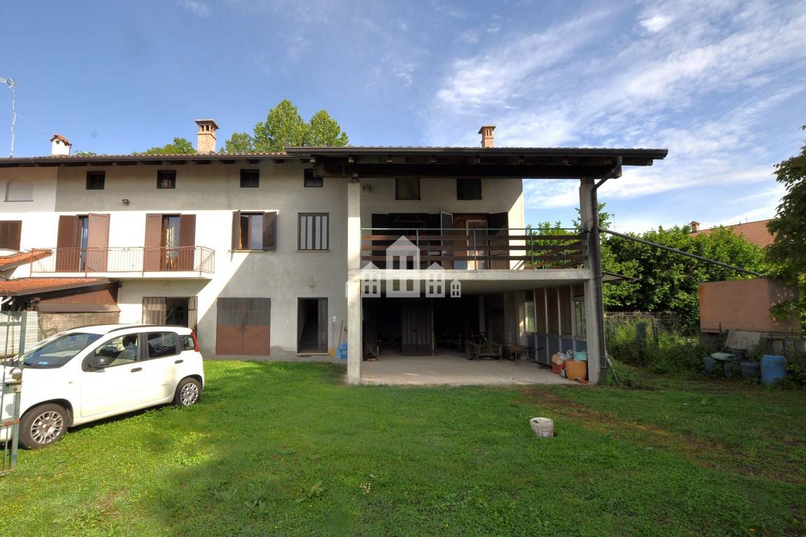 Casa semindipendente in vendita a Lombardore