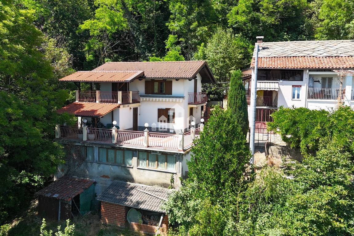 Casa indipendente in vendita a Chiesanuova