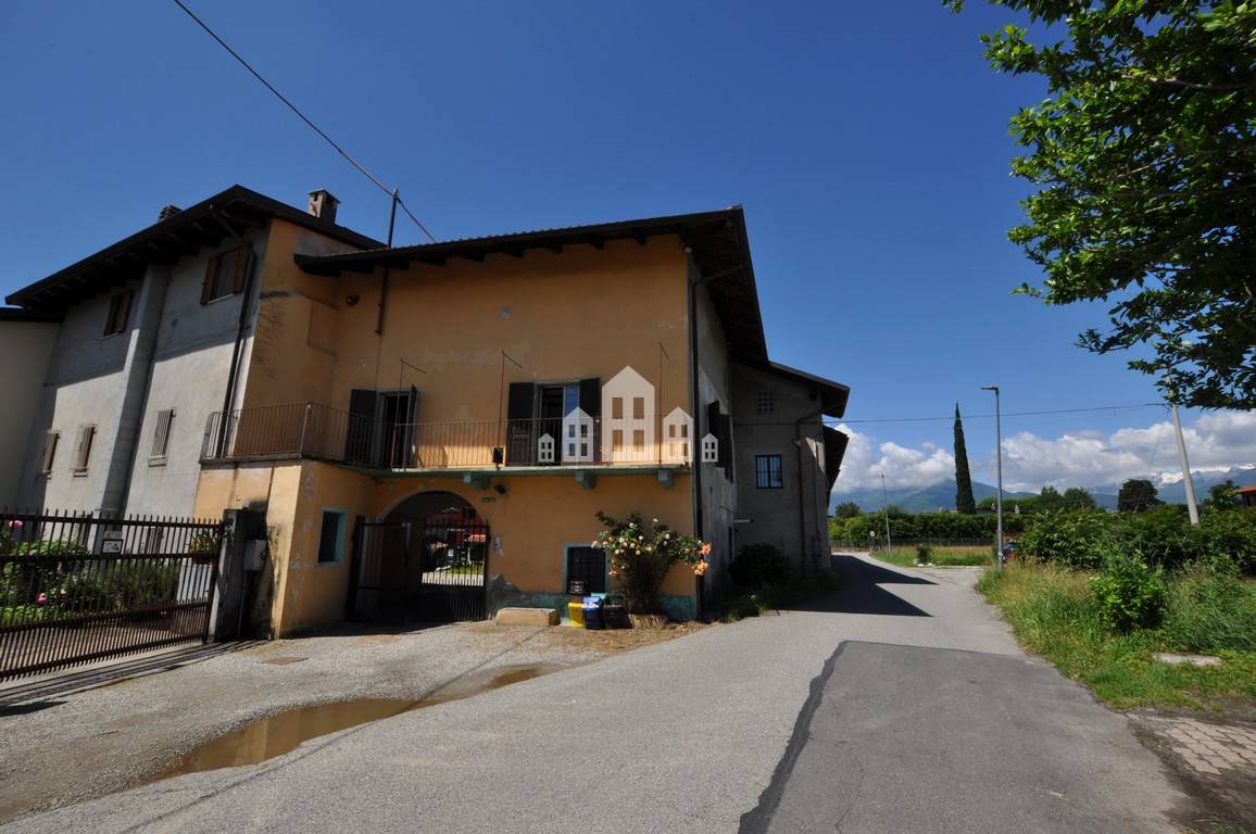 Casa semindipendente in vendita a Castellamonte, Sant'Antonio