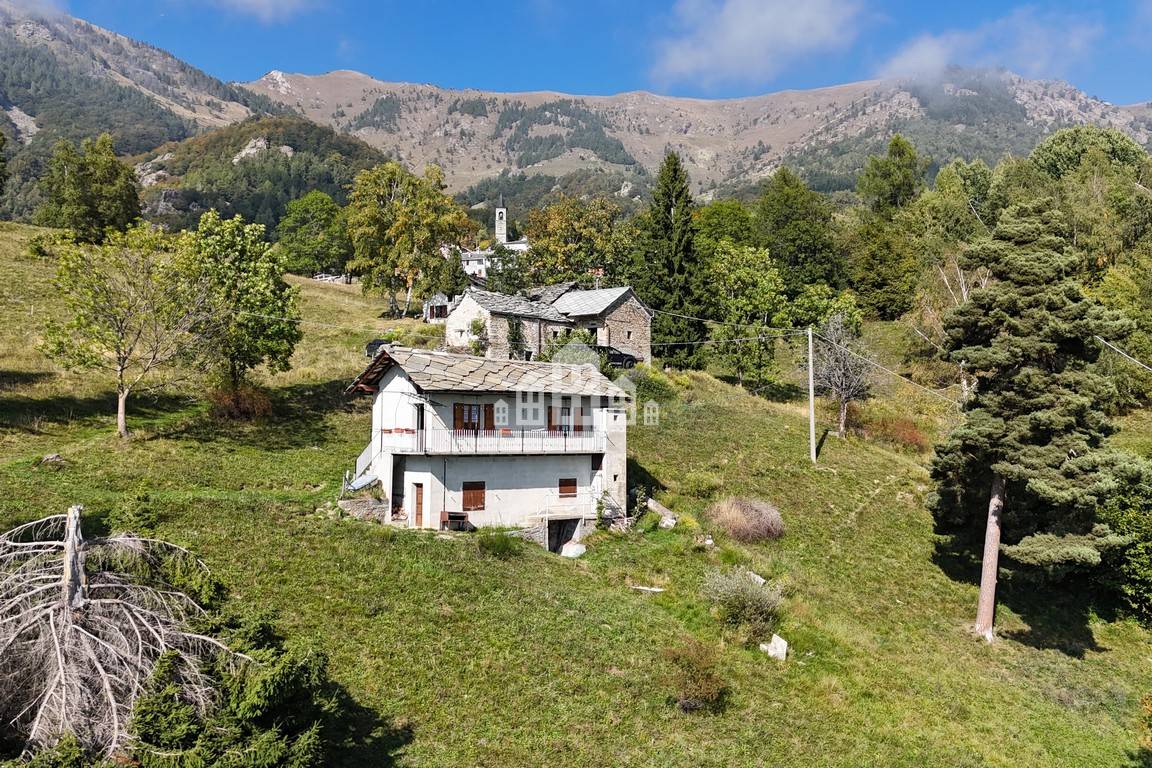 Baita in vendita a Carema
