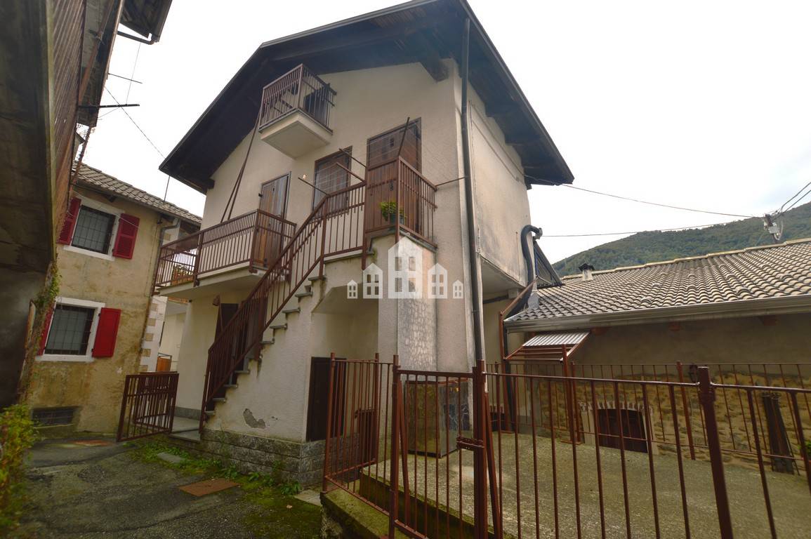 Appartamento in vendita a Alpette