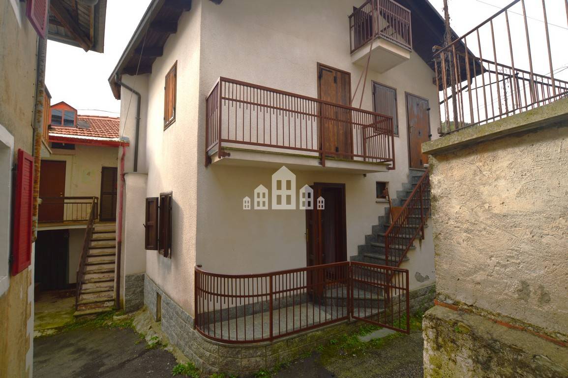 Appartamento in vendita a Alpette