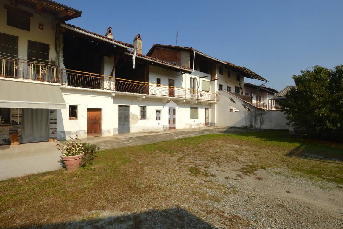 Casa semindipendente in vendita a San Giorgio Canavese