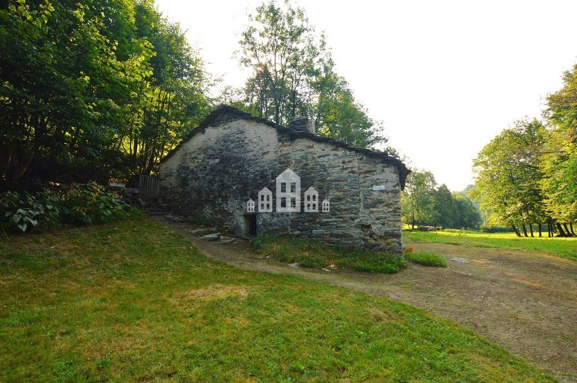 Rustico in vendita a Traversella