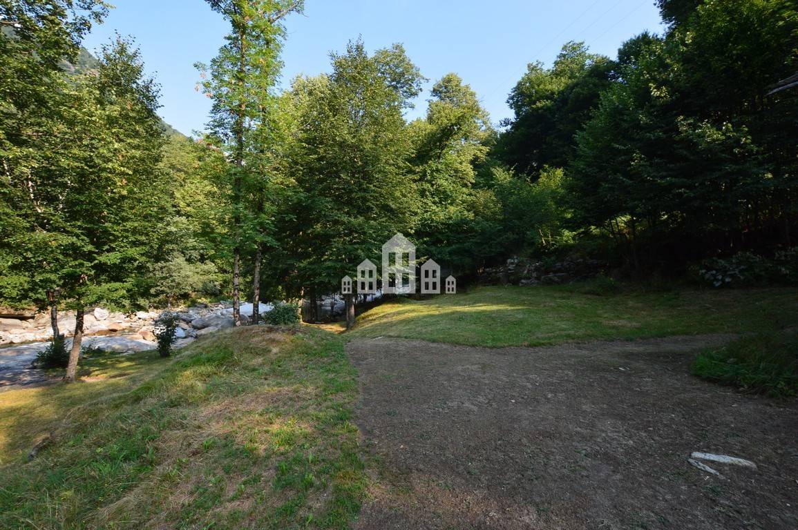 Rustico in vendita a Traversella