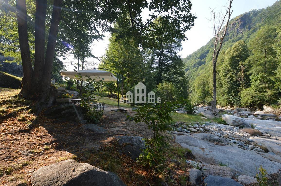 Rustico in vendita a Traversella