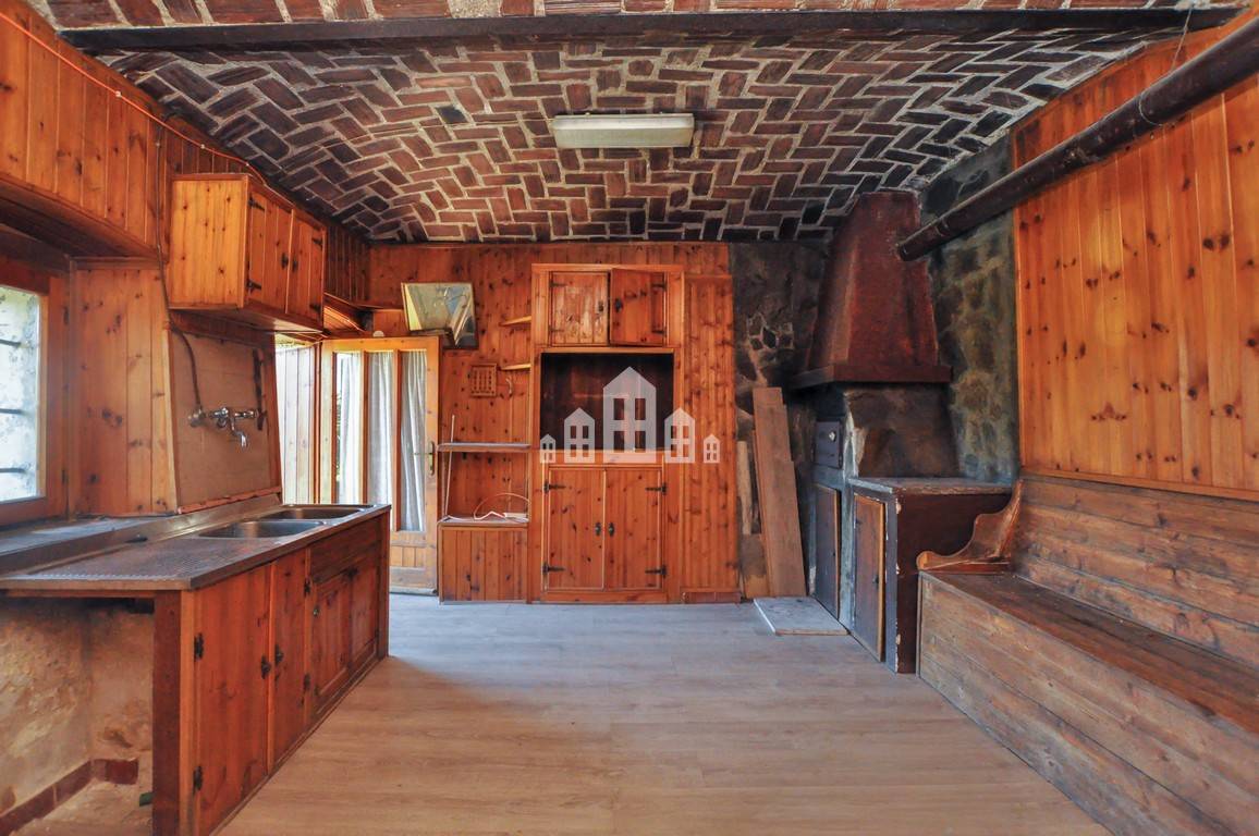 Casa semindipendente in vendita a Rocca Canavese