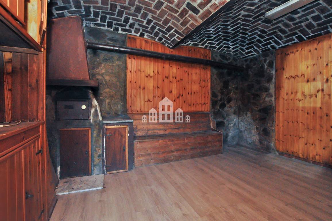 Casa semindipendente in vendita a Rocca Canavese