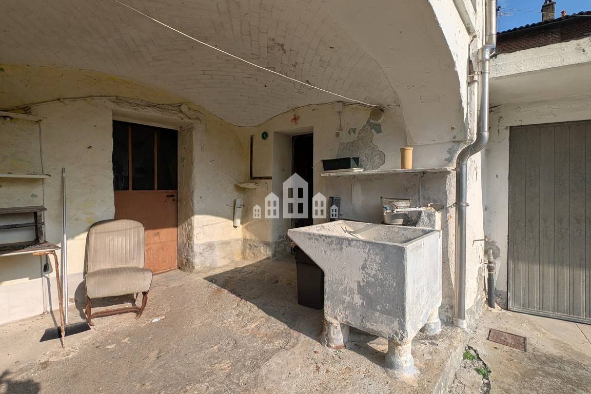 Casa semindipendente in vendita a Val di Chy, Gauna