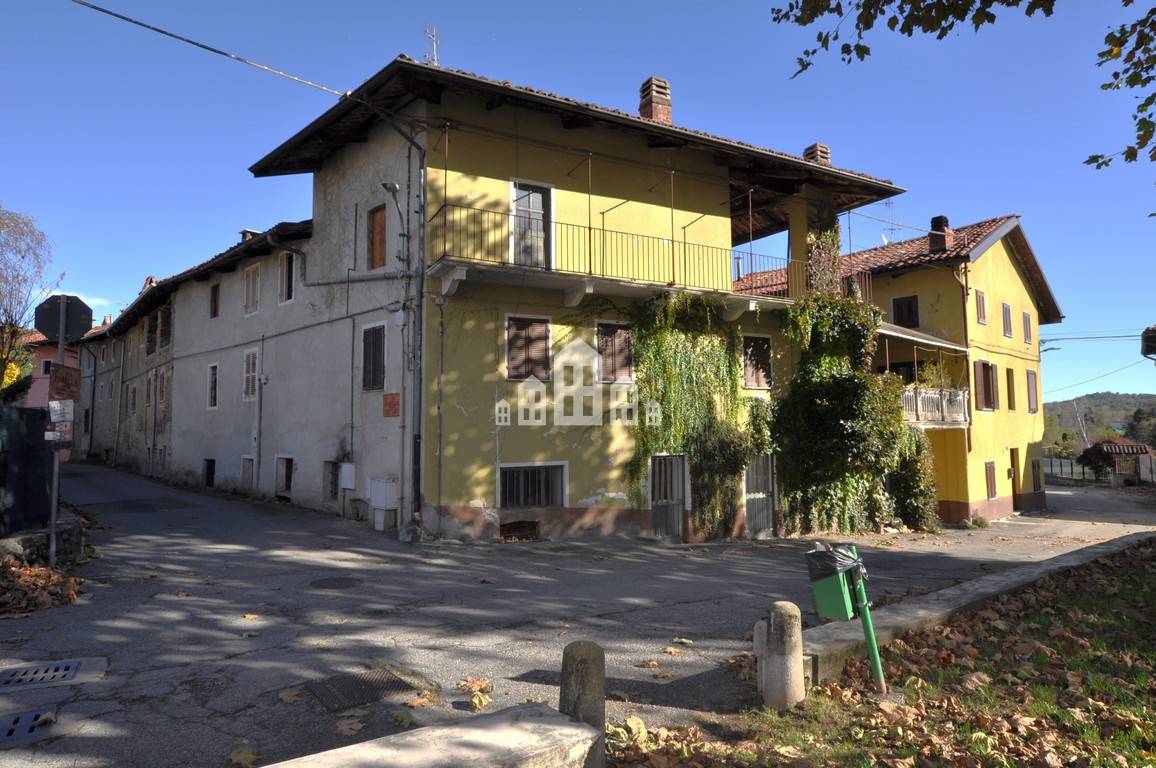 Casa semindipendente in vendita a Castellamonte, San Giovanni Canavese
