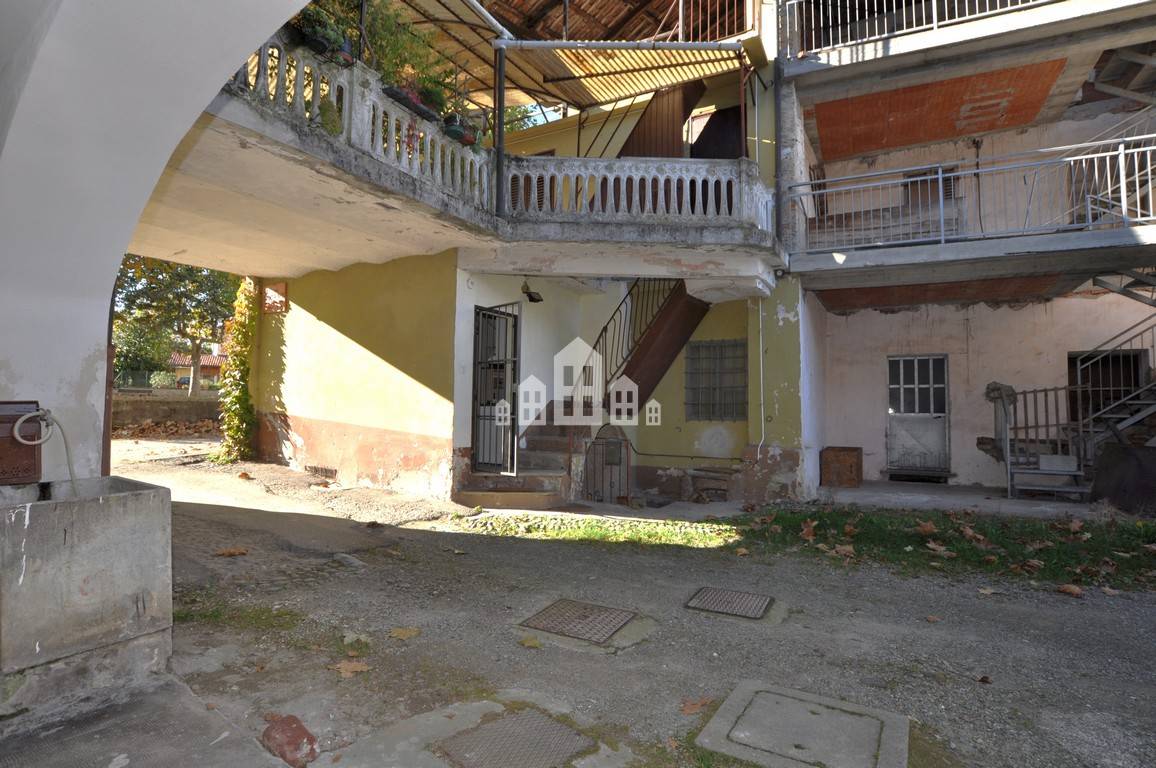 Casa semindipendente in vendita a Castellamonte, San Giovanni Canavese