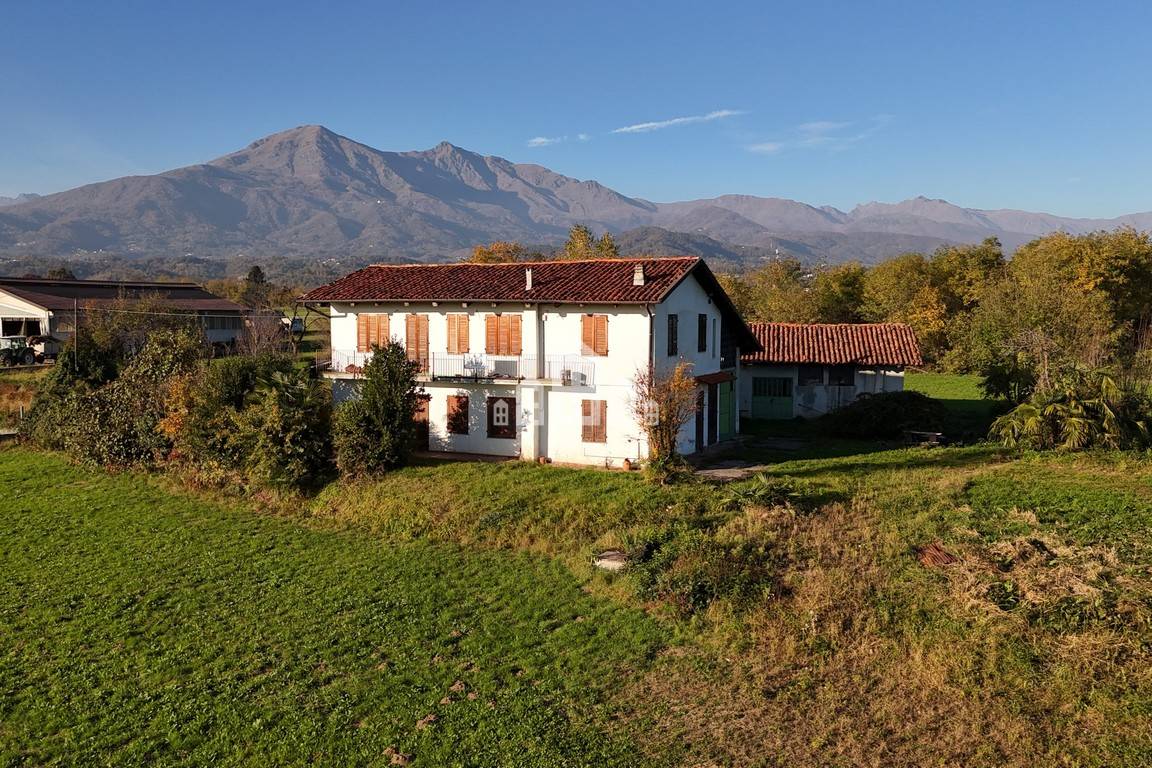 Casa indipendente in vendita a Castellamonte, Sant'Antonio