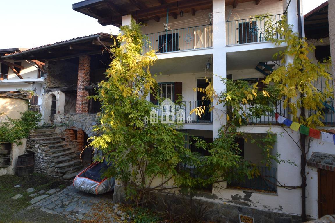 Casa semindipendente in vendita a Vistrorio