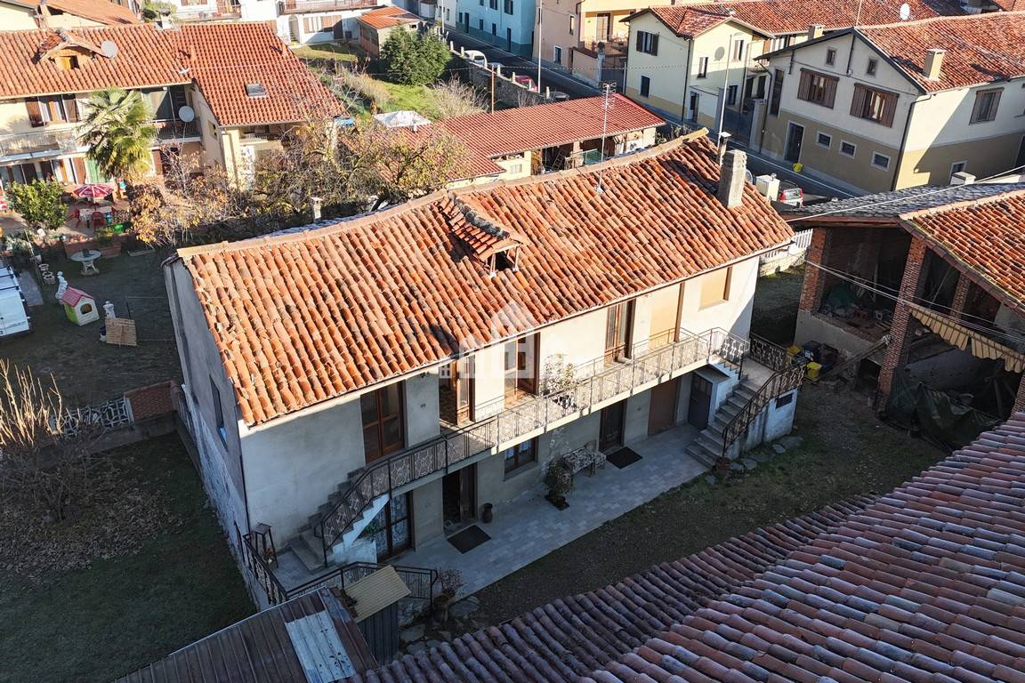 Casa semindipendente in vendita a Ozegna