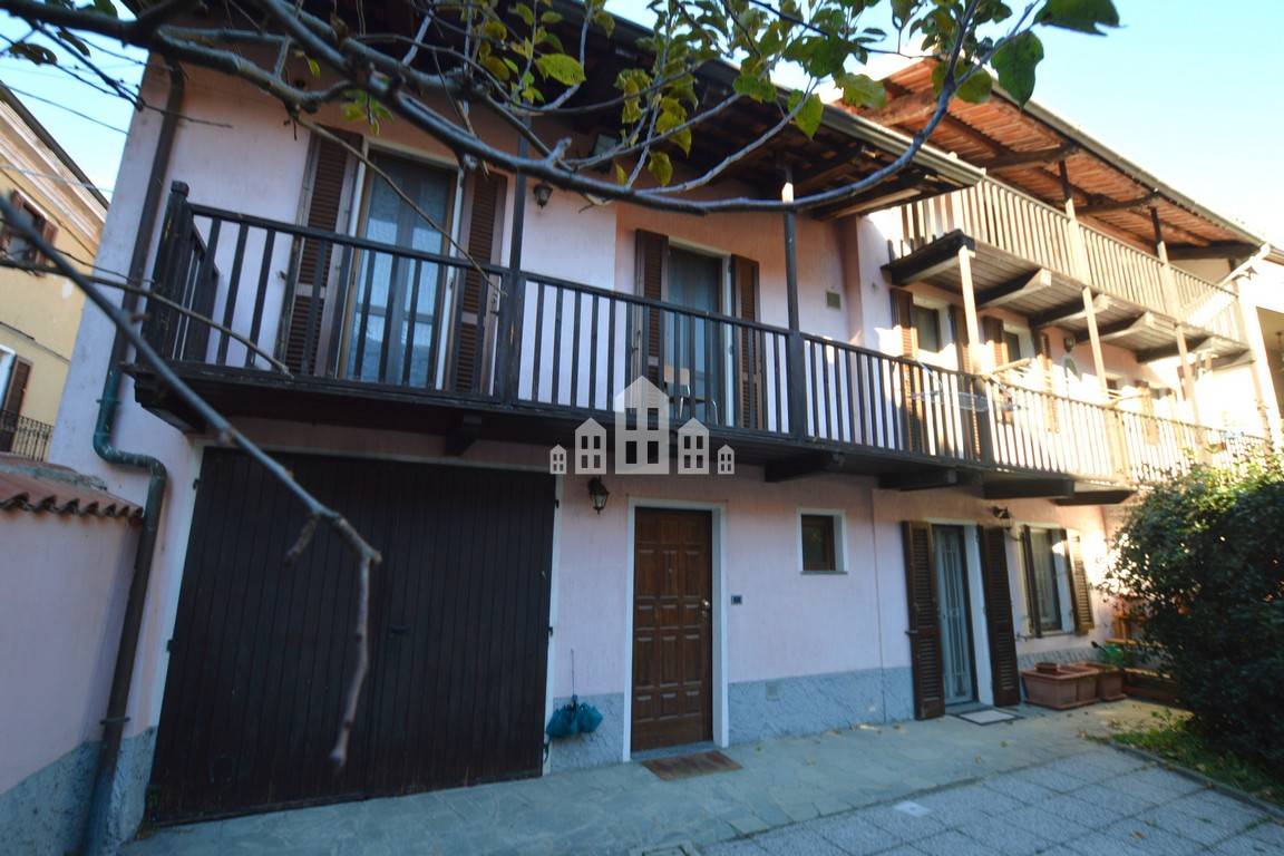 Casa semindipendente in vendita a Banchette