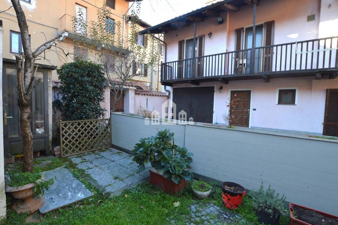 Casa semindipendente in vendita a Banchette