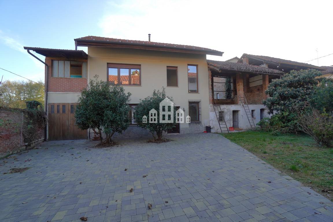 Casa semindipendente in vendita a Agli