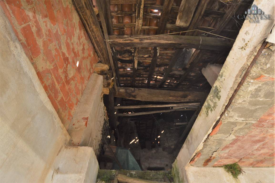 Rustico in vendita a Val di Chy, Lugnacco