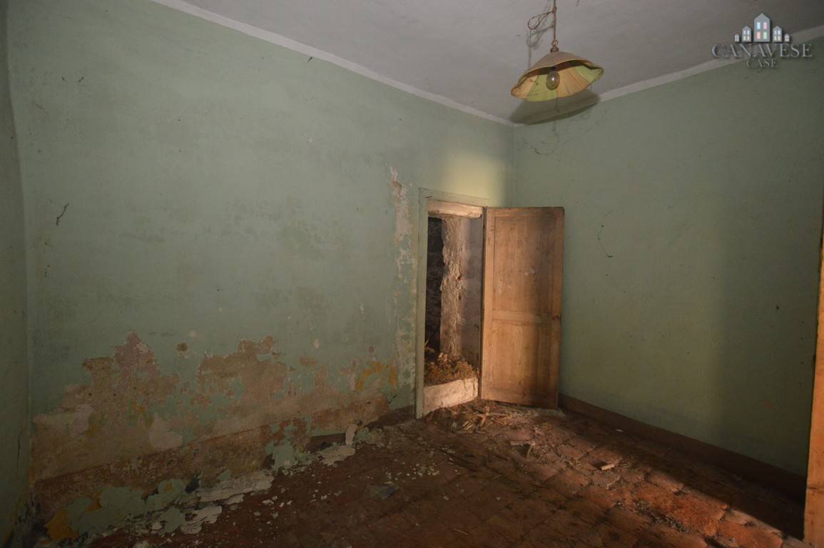 Casa semindipendente in vendita a Castellamonte, Preparetto