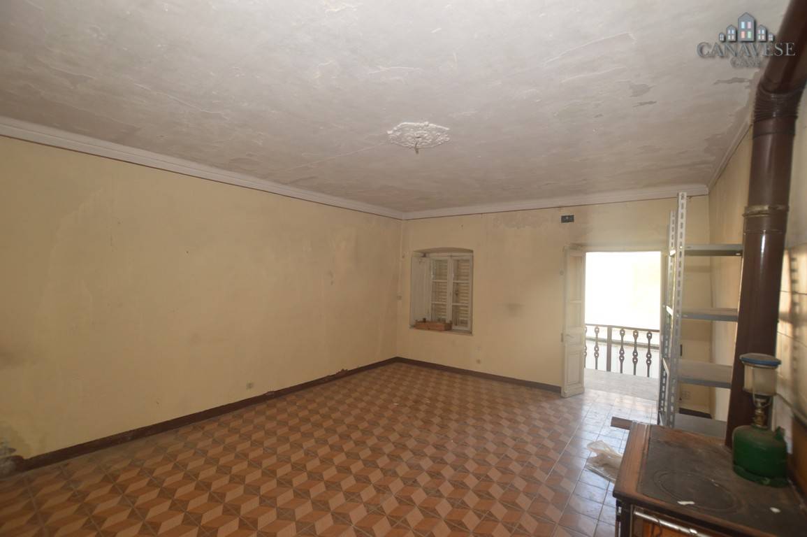 Casa semindipendente in vendita a Castellamonte, Preparetto