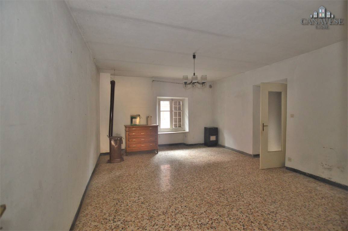 Casa semindipendente in vendita a Castellamonte, Preparetto