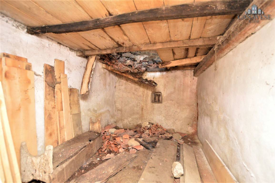 Rustico in vendita a Val di Chy, Lugnacco