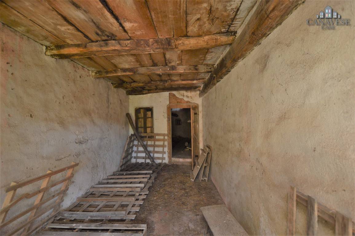 Rustico in vendita a Val di Chy, Lugnacco