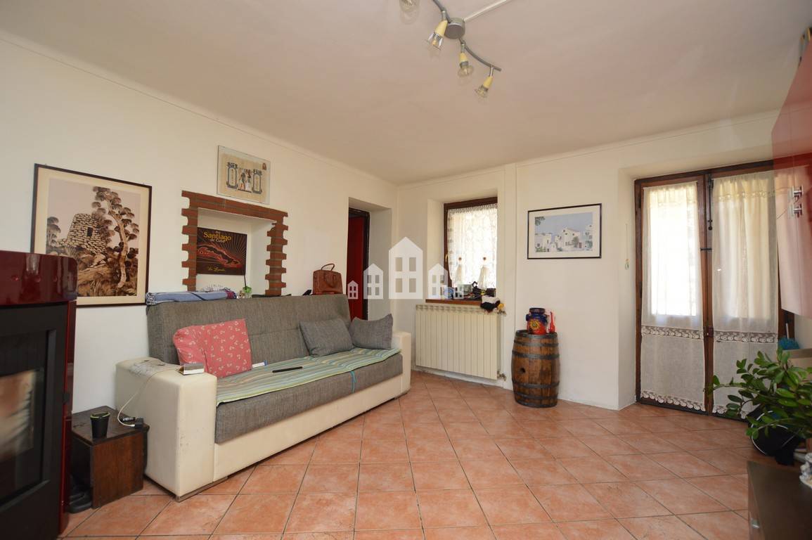 Casa semindipendente in vendita a Val di Chy, Pecco